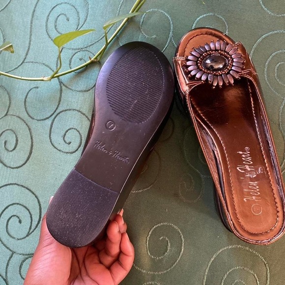 Helens Heart Metallic Copper Platform Slide Sandals Beaded Flower Wedges Women 7 - Picture 6 of 6